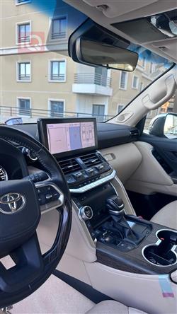 تويوتا لاندكروزر